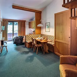 hotel-cristallino-dampezzo.hotelinveneto.com/