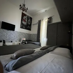 Camelot Bed and breakfast Palermo