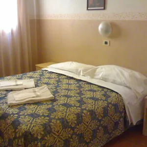 Otel Ariston, Floransa