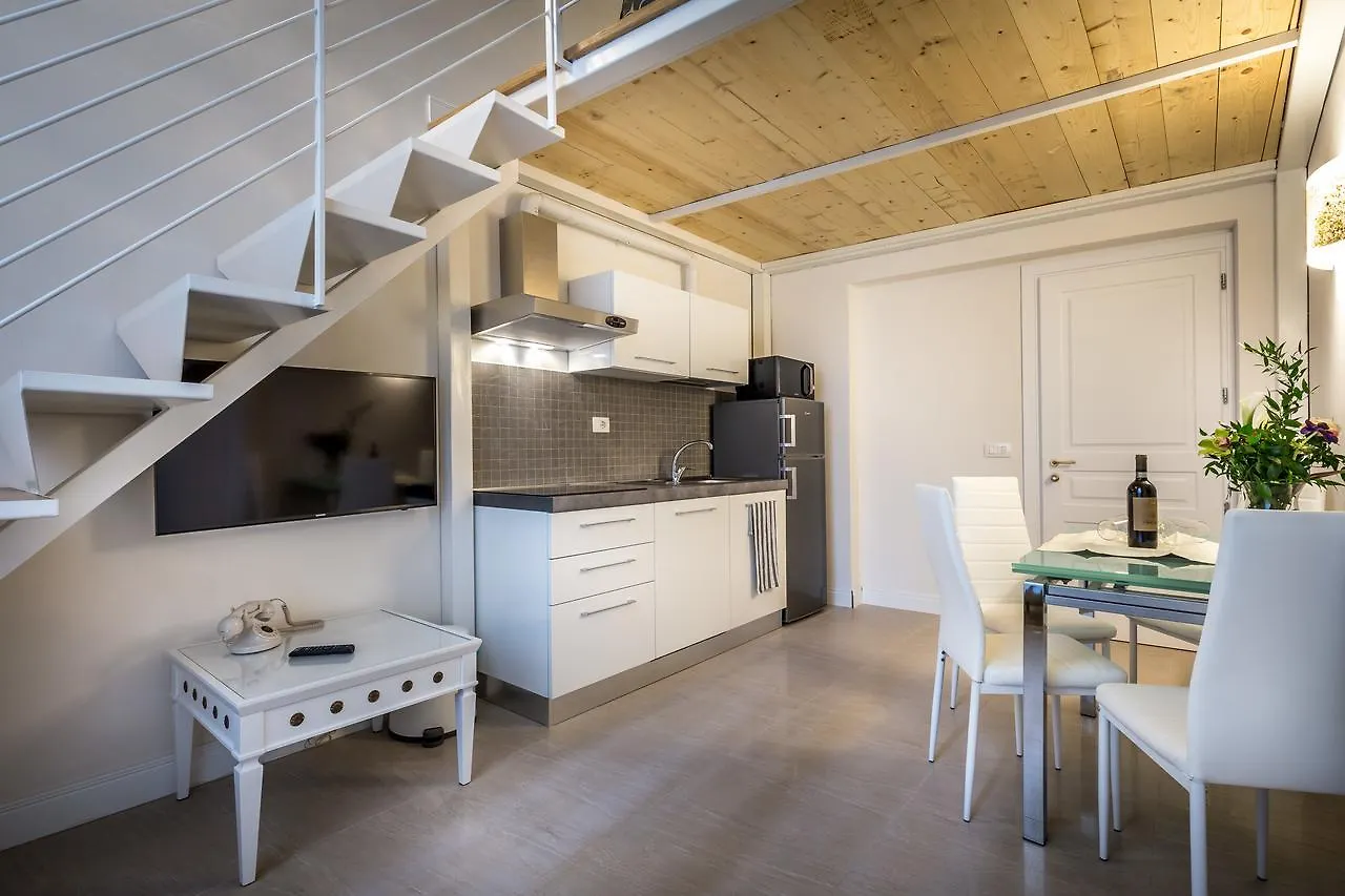 Residenza Alessandra Florence Bed & Breakfast