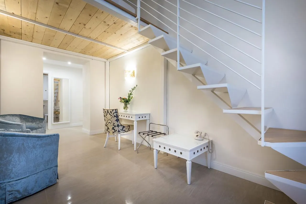 Residenza Alessandra Bed & Breakfast Florence Italy
